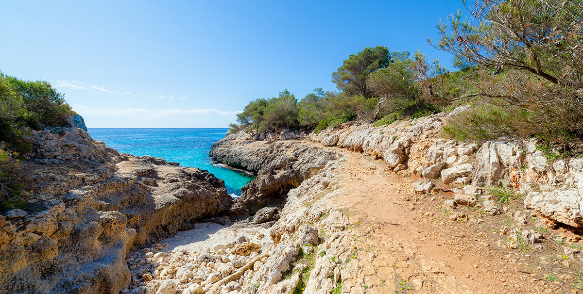 How to Arrive at Cala Varques